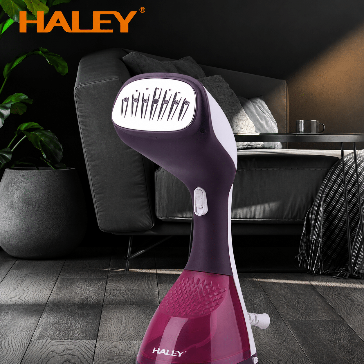 Aparat Vertical De Călcat Cu Aburi Haley HY-312, 1500W, Portabil, Rezervor De Apă, Perie Inclusă, Protecție La Supraîncălzire, Mov