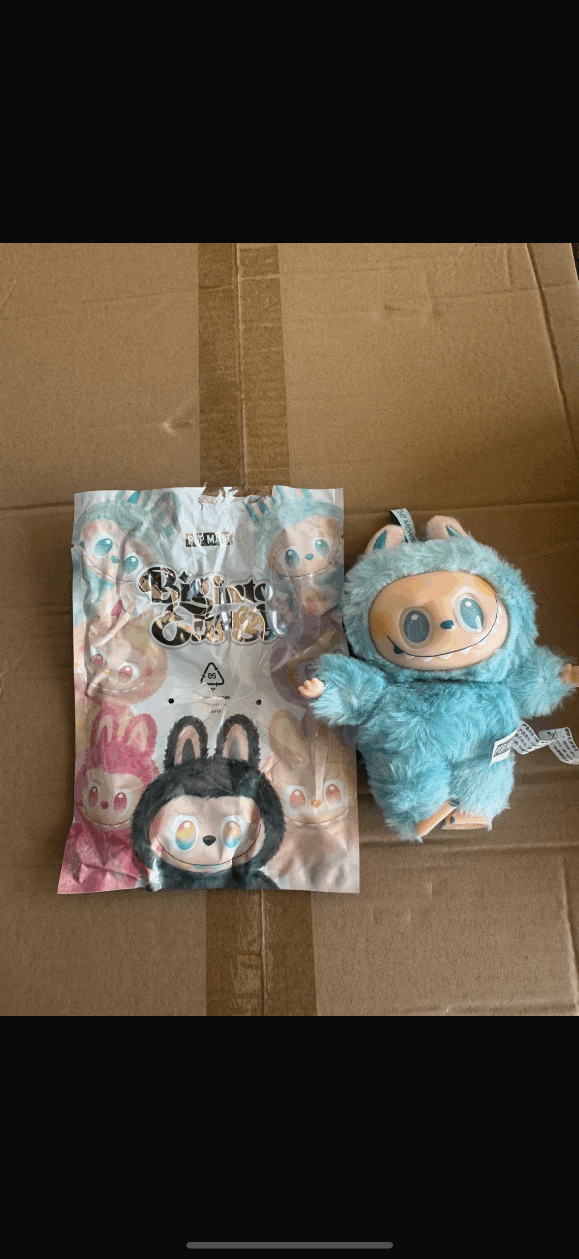 Aparat de Calcat cu Abur Vertical HOFFMANS 2 in 1 , 2000W, Profesional, Portabil, cu Masa de Calcat - Rosu